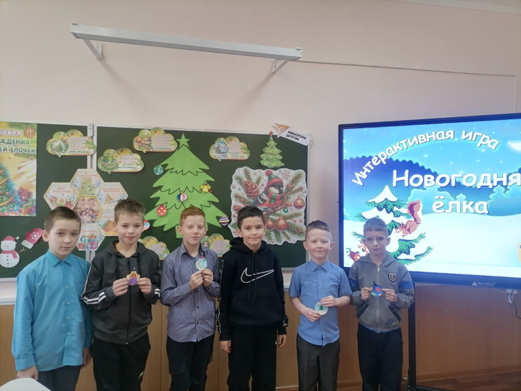 День Рождения Новогодней Ёлочки.